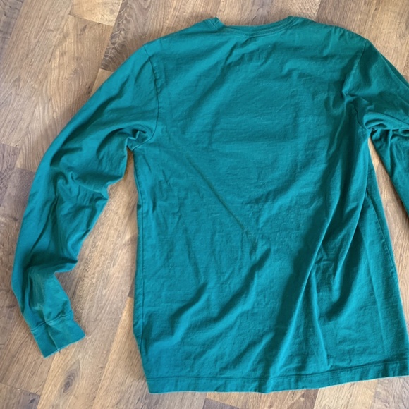 Nike Santa Boots Tee - Picture 13 of 14